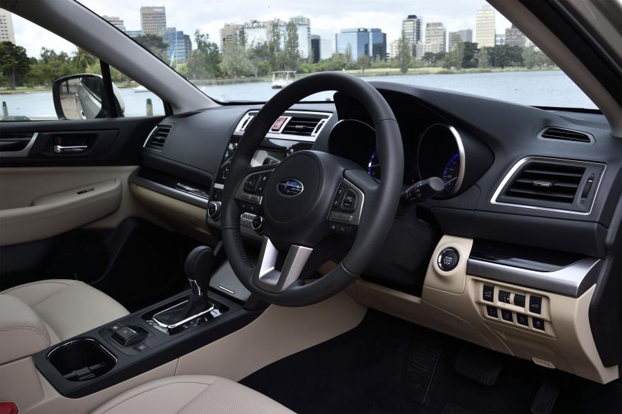  Subaru Outback 2015 года  (ZA) (фото 7 из 8)